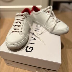 Givenchy women’s White and Red Sneakers